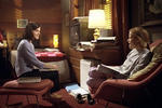 Vivian (Selma Blair) und Elle kommen sich n�her.